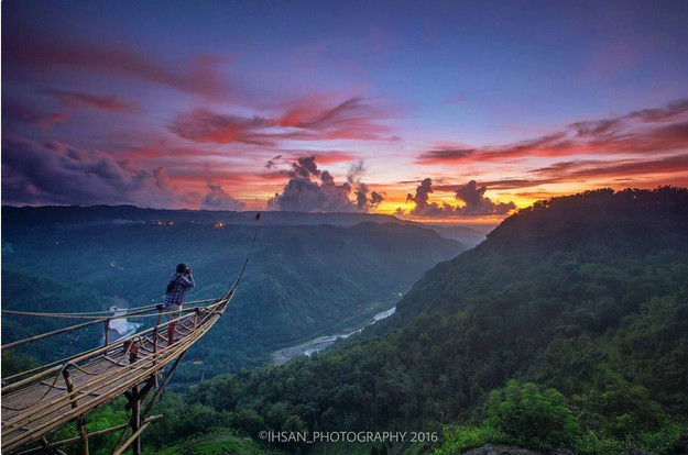 Reuni Ke-18 & Halal Bihalal Alumni SMA 12 Reuni Ke-18 & Halal Bihalal Alumni SMA 12